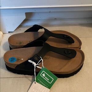 Papillio by Birkenstock gizeh platform vegan sandals